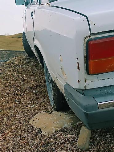 Traktorlar: Kom. satılır. razılaşma var — 9