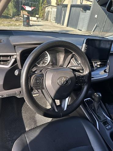 byd 2018: Toyota Corolla: 2019 г., 1.8 л, Вариатор, Гибрид, Седан — 2