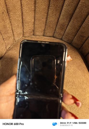 samsun j4: Samsung Galaxy Z Flip 5, 256 GB, rəng - Qara — 5