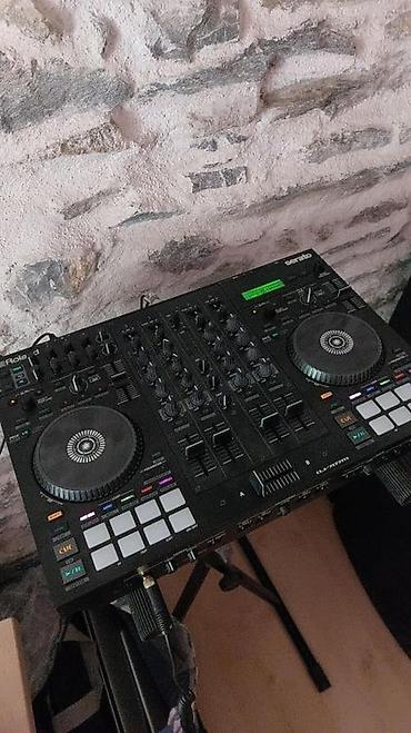 DJ-контроллерлер: 4-х канальный dj контроллер ROLAND DJ-707M. + состояние lalafo.kg да — 5 DJ-контроллерлер: 4-х канальный dj контроллер ROLAND DJ-707M. + состояние — 5