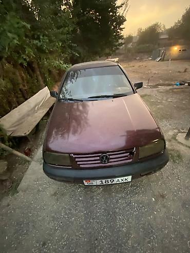 я ищу венто: Volkswagen Vento: 1994 г., 1.8 л, Механика, Бензин, Седан — 7