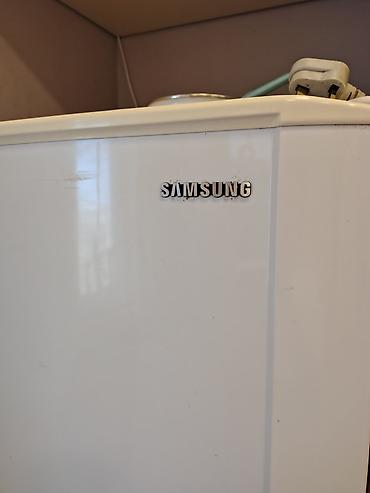 w202 polka: İşlənmiş 2 qapılı Samsung Soyuducu Satılır, rəng - Ağ — 1