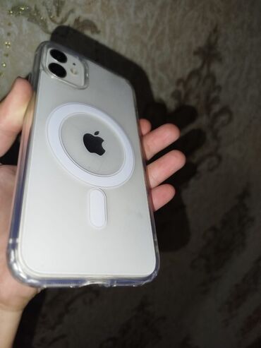 Çəngəllər: IPhone 11, 64 GB, White Titanium, Face ID, Sənədlərlə