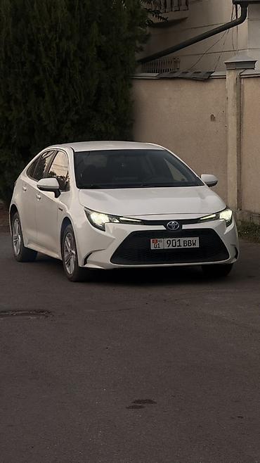 corola: Toyota Corolla: 2022 г., 1.8 л, Вариатор, Гибрид, Седан — 1