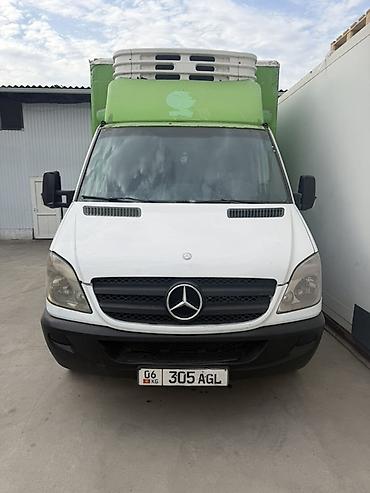 plug in: Mercedes-Benz Спринтер: 2011 г., 3 л, Механика, Дизель, Фургон — 1