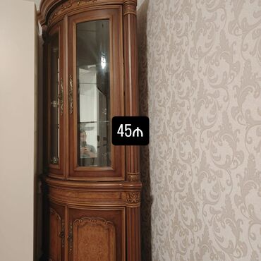 Dolablar: İşlənmiş, Açılan, 1 qapı Künc dolab, Qorka, Malayziya