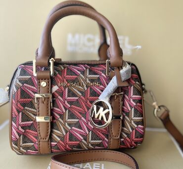 сумки мк: Сумка Michael Kors Бочонок Michael Kors Маленькая сумочка