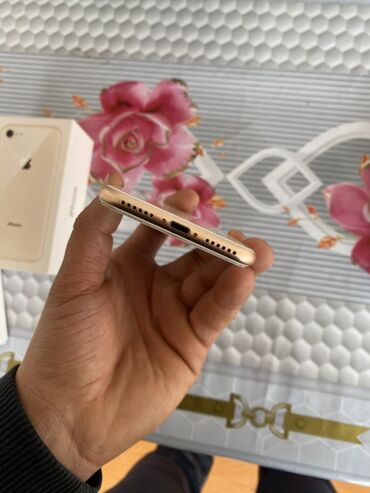 Apple iPhone: IPhone 8, 64 GB, Rose Gold, Barmaq izi — 4