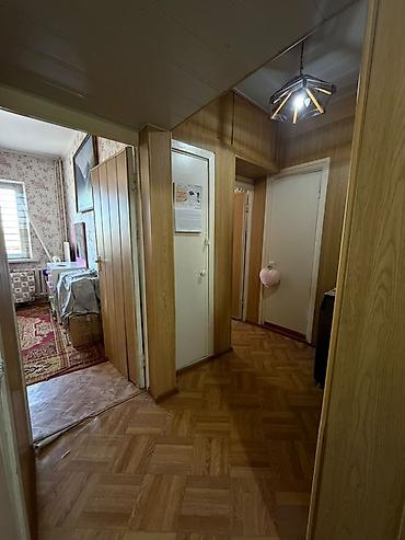 продаю дом киргизия 1: 4 комнаты, 78 м², 106 серия улучшенная, 7 этаж — 3