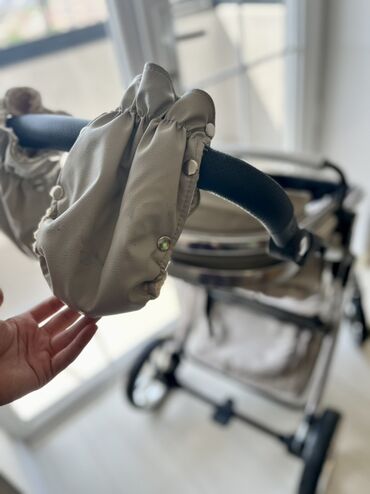 Orginal kidilo kolyaska,herseyi ustunde veriliryerini deyismek