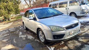 Ford: Ford Focus: 2005 г., 2 л, Механика, Бензин, Седан