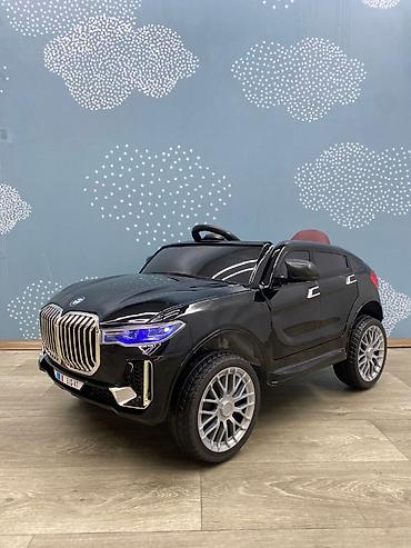 Uşaq üçün elektrik maşınları: BMW X7 Style YENİ qara lak – BMW X7 üslubunda 4 motorlu uşaq — 1