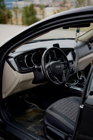 Kia: Kia Optima: 2.4 l | 2011 il Sedan — 13