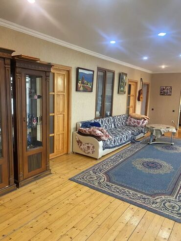 Uzunmüddətli kirayə evlər: 120 kv. m, 3 otaqlı, Kombi, Qaz, İşıq -da lalafo.az — 7 Uzunmüddətli kirayə evlər: 120 kv. m, 3 otaqlı, Kombi, Qaz, İşıq — 7