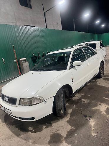 Audi: Audi A4: 1996 г., 1.6 л, Автомат, Бензин, Седан — 5