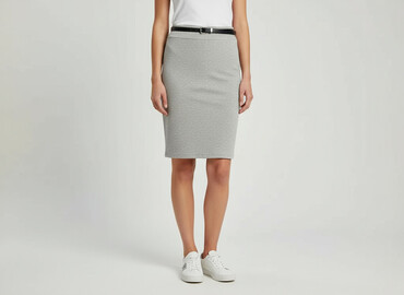 ołówkowe spódnice z rozcięciem z przodu: Women`s skirt, size S