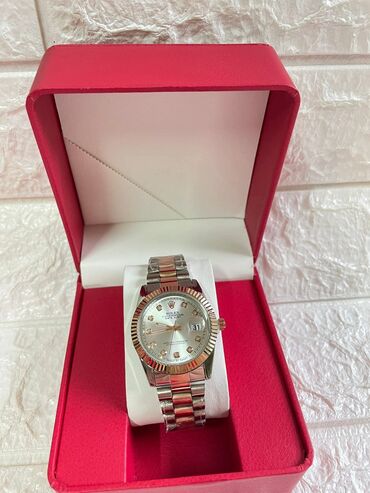Ručni satovi: Cena: 3100 (sa kutijom)
Cena:2600 (bez kutije) ✨ — 13