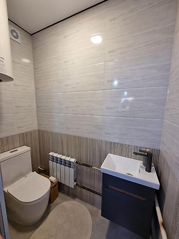Продажа коттеджей и домов: 🏙️ Продаётся: дом (5 комнат) — 110 м² (участок 4 сотки) 📍 Локация: мкр — 8