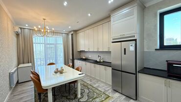 продаю квартиру дордой: 4 комнаты, 190 м², Элитка, 3 этаж, Евроремонт