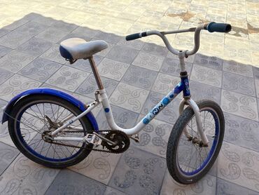 Velosiped aksesuarları: Salam Hər Kəsə Qiymət:45 AZN Marka:Eizzi Velosiped desnadi 20-likdi