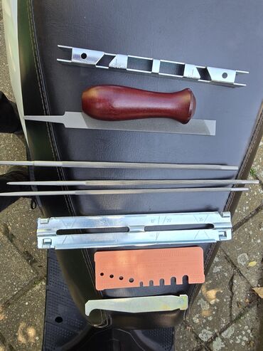 Setovi ručnog alata: Set za oštrenje lanca 2000din. Kon. Tel na lalafo.rs — 10 Setovi ručnog alata: Set za oštrenje lanca 2000din. Kon. Tel — 10