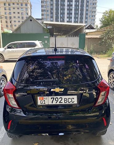 Продажа авто: Chevrolet Spark: 2018 г., 1 л, Автомат, Бензин, Хэтчбэк — 4