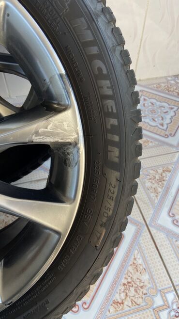 Disk təkərlər: Disk təkər Ford 225 / 50 / R 17, 5 Boltlu
