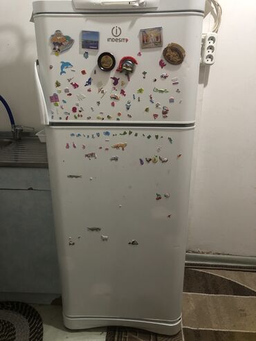 я холодильник: Холодильник Indesit, Двухкамерный