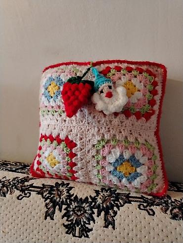 Balışlar, yastıqlar: Rəngli əl işi toxuma dekor yastığı - Dizayn: Granny square motivləri — 1