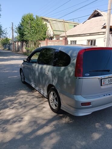 Honda: Honda Stream: 2001 г., 2 л, Автомат, Бензин, Минивэн — 2