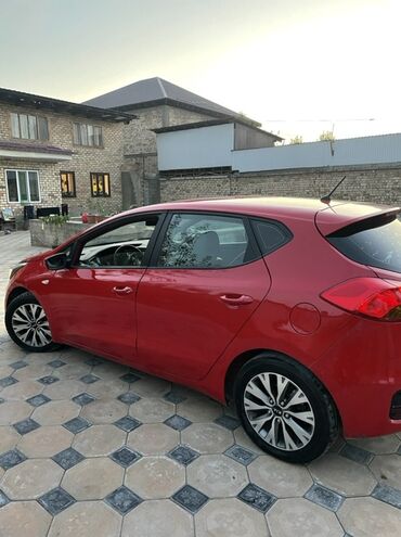 Kia: Kia Ceed: 2016 г., 1.6 л, Механика, Бензин, Хэтчбэк — 3