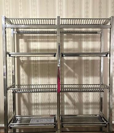 Другое оборудование для фастфудов: Профессиональные стеллажи из нержавеющей стали, профессиональные столы — 18