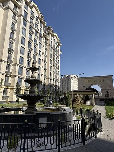 елисей: 3 комнаты, 75 м², 4 этаж — 2