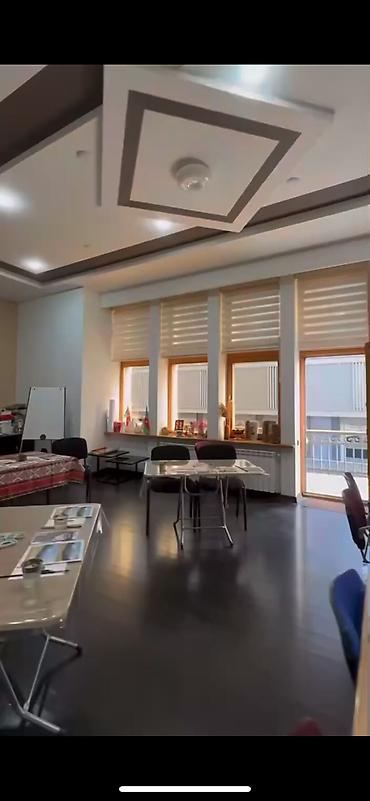 otag: İcarəyə verilir – işıqlı tədris/konfrans otağı Xüsusiyyətlər: - Geniş — 1