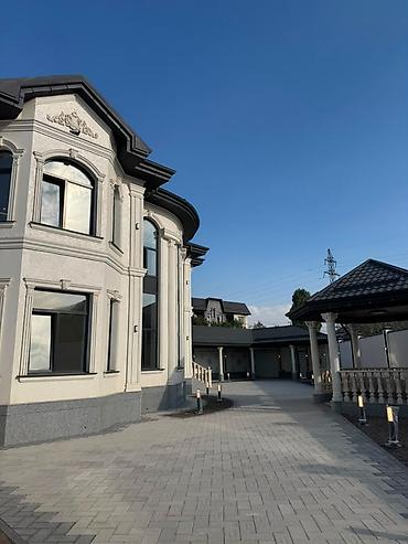 Продажа коттеджей и домов: 6 комнат и более, 350 м², 8 соток, Бишкек, Арча-Бешик ж/м Агентство недвижимости — 15