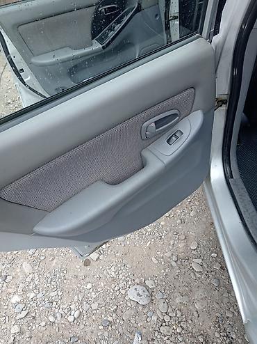куго виш: Hyundai Elantra: 2004 г., 1.6 л, Механика, Бензин, Седан — 7
