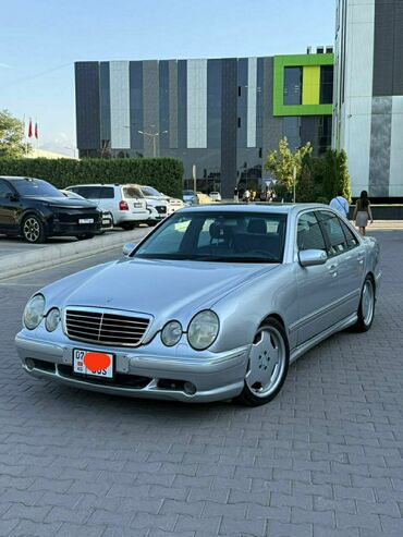 экономичные машины: Mercedes-Benz E-Class: 2000 г., 5.5 л, Бензин, Седан