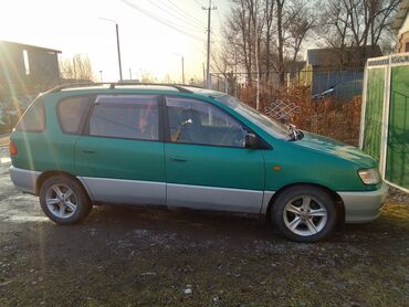 транспорте: Toyota Ipsum: 1996 г., 2 л, Автомат, Бензин, Минивэн