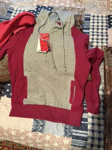 джинсы подростковые: Женские худи с капюшоном, двухцветные. Описание: - Модель с высоким