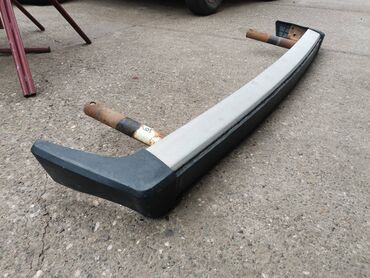 Auto delovi: Zadnji branik Lada 2121,21213,21214 Niva br.6. Polovnan, ocuvan — 3