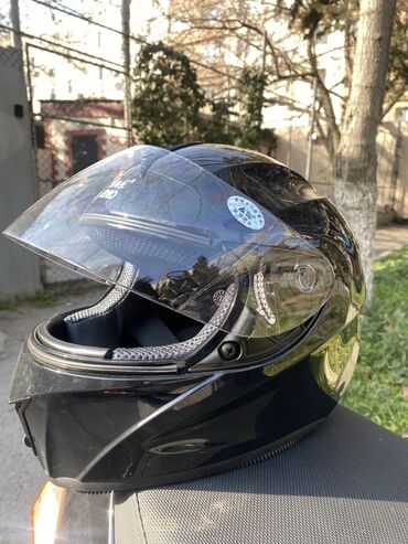 motor 80cc: Tam üzlü motosiklet dəbilqəsi - Rəng: parlaq qara - Korpus