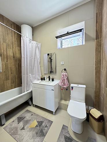 Продажа коттеджей и домов: 6 комнат, 220 м², 4 соток, Беш-Кюнгей, Собственник — 20