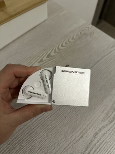 наушник с микрофоном: Каптагычтар, Monster, Жаңы, Электр зымсыз (Bluetooth), Классикалык