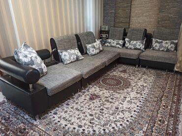 угловой диван для зала: Угловой диван, цвет - Серый, Б/у