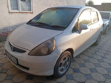 хундай венуе: Honda Fit: 2002 г., Автомат, Бензин, Хэтчбэк