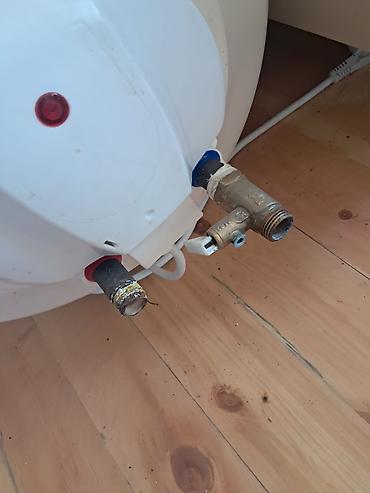 qaz peci qiyməti: Ariston 50 l, İşlənmiş, Kredit yoxdur, Ünvandan götürmə — 4