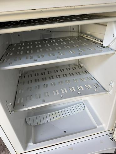 indesit: Звонить через WhatsApp:!!! Холодильник Indesit, двухкамерный, белый — 2