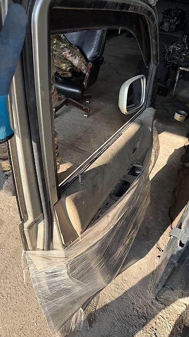 Двери и комплектующие: Дверь Комплект Toyota, Б/у, Оригинал — 10