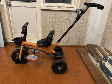 Uşaq üçün 3 təkərli velosiped . Az işlədilib heç bir problemi yoxdur
