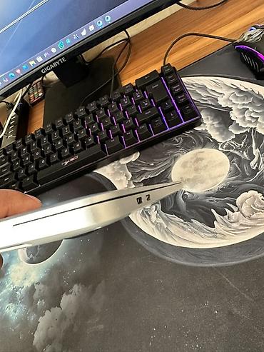 Apple MacBook: Apple MacBook Air 13" (Model A1989, EMC 3214) Cpu : i5 2.3 Ghz Gpu -da lalafo.az — 5 Apple MacBook: Apple MacBook Air 13" (Model A1989, EMC 3214) Cpu : i5 2.3 Ghz Gpu — 5